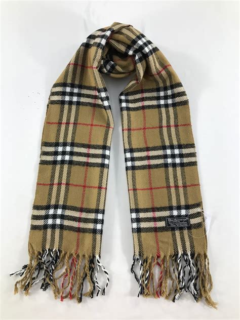 burberry classic neck scarf schwarz|where to buy Burberry scarf.